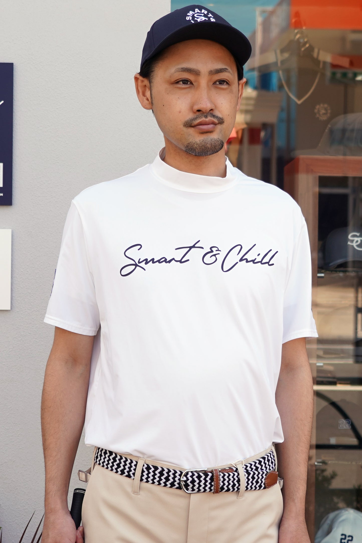 「スマート&チル」の「ハイパーテックモックネックTシャツ」です。